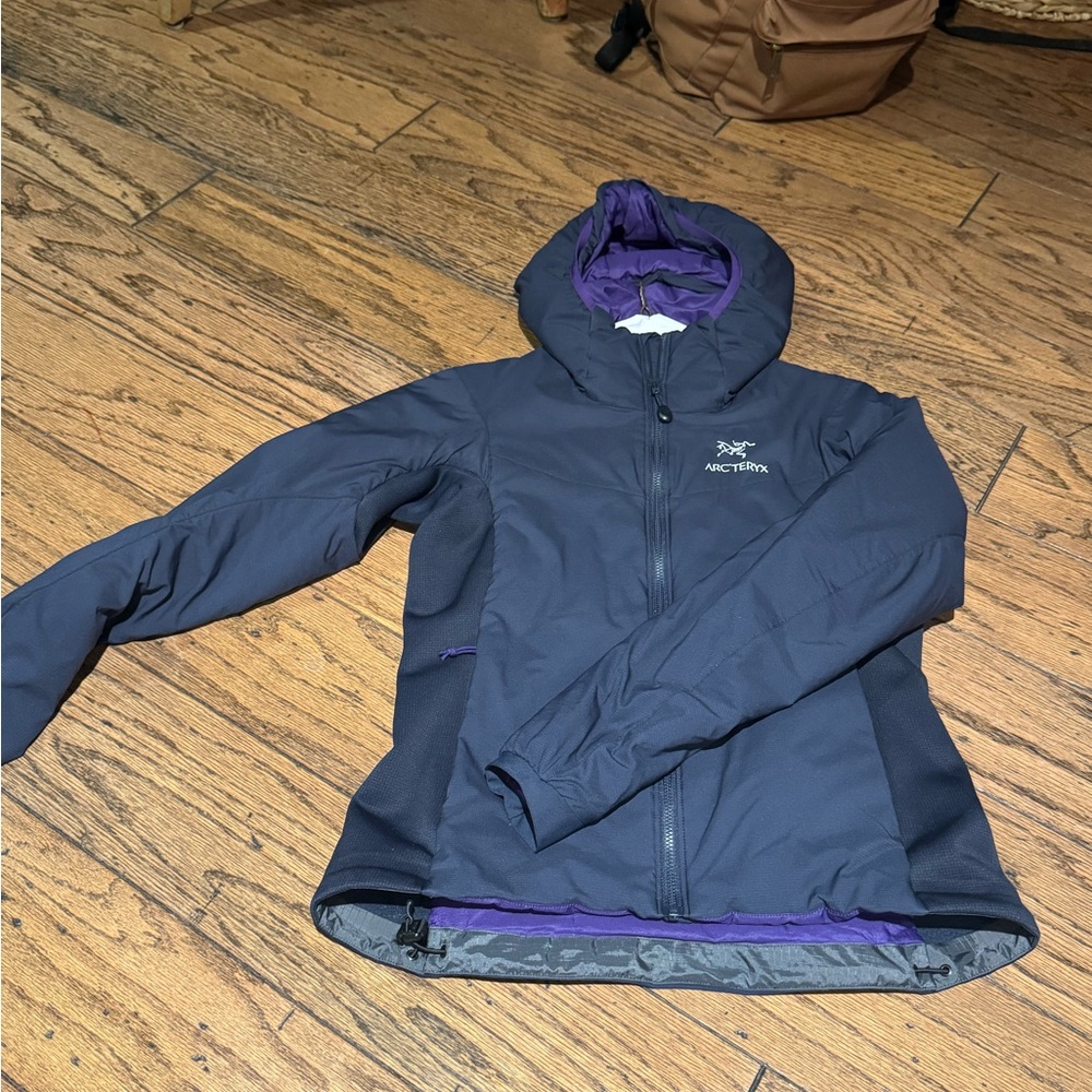 Arc'teryx Women's LT Hoody Jacket. Navy Blue and Purple. XS